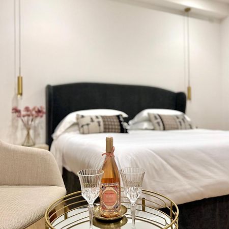 Feel Boutique Rooms Oristano Eksteriør billede