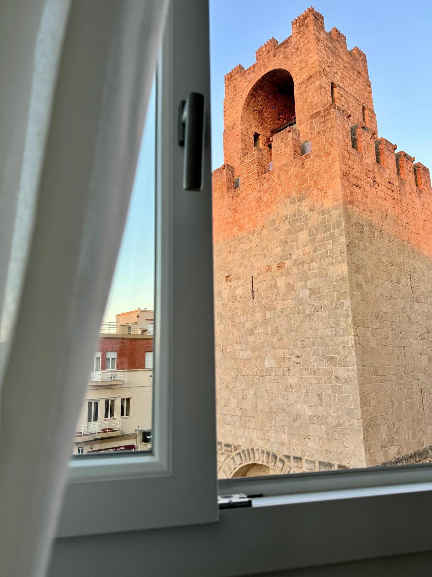 Feel Boutique Rooms Oristano Eksteriør billede