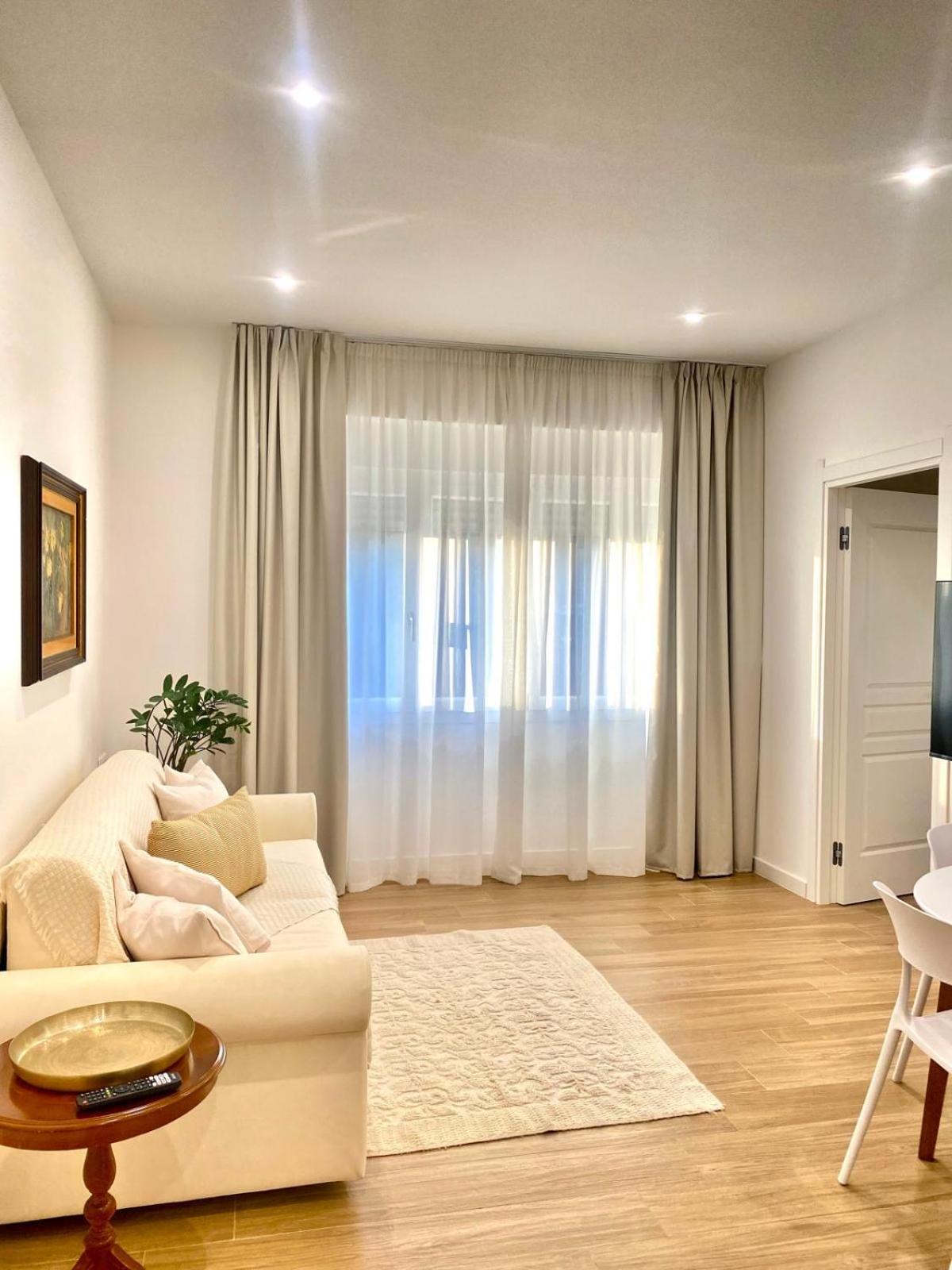 Feel Boutique Rooms Oristano Eksteriør billede