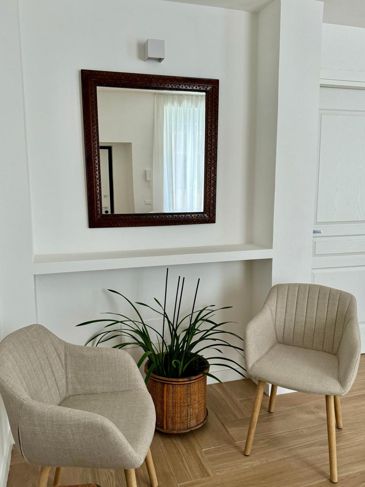 Feel Boutique Rooms Oristano Eksteriør billede