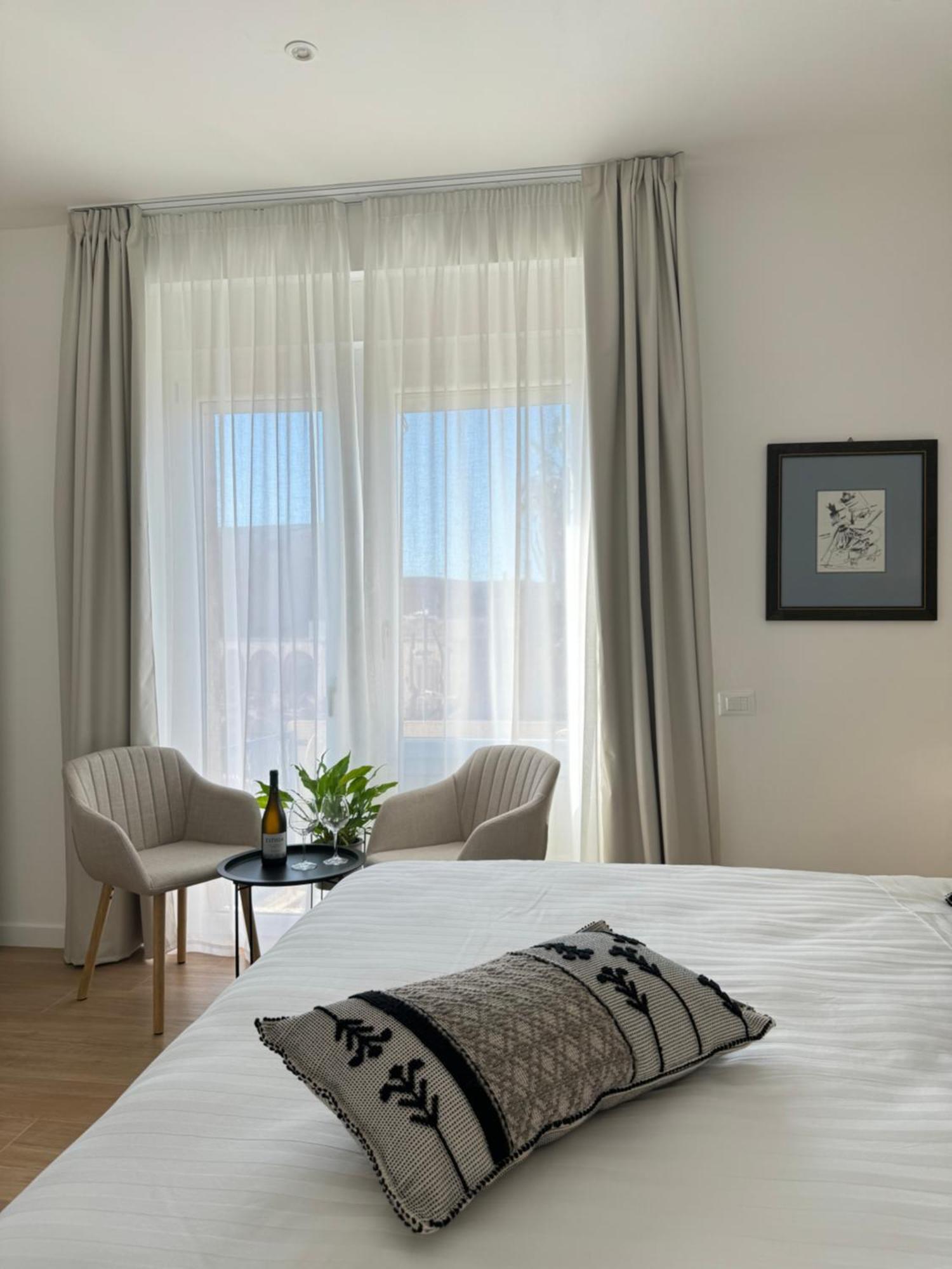 Feel Boutique Rooms Oristano Eksteriør billede