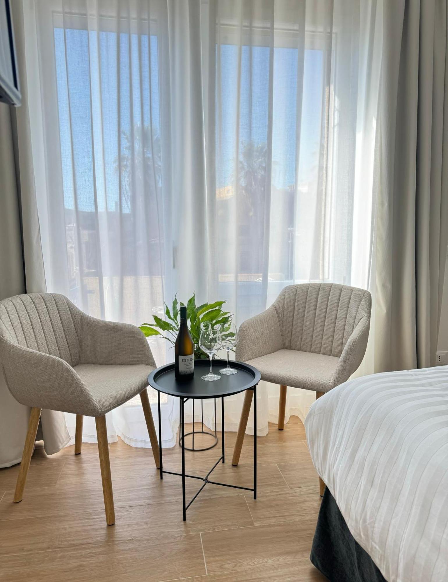 Feel Boutique Rooms Oristano Eksteriør billede
